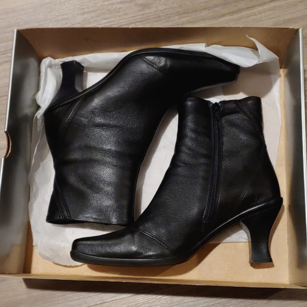 La Canadienne Boots